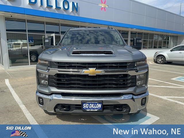 New 2026 Sterling Gray Metallic Chevrolet LT image 9