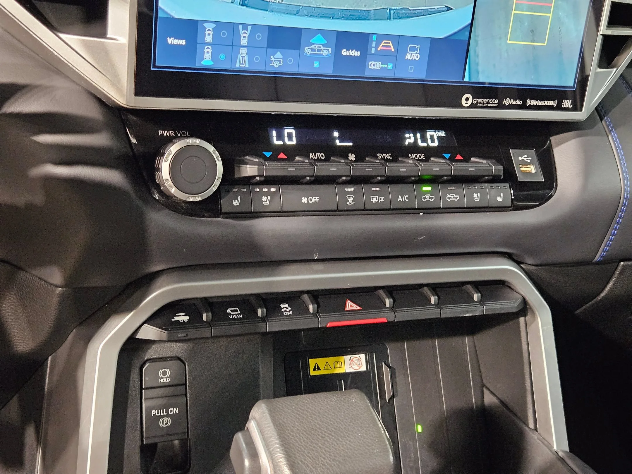 Used 2022 Wind Chill Pearl Toyota Platinum image 32