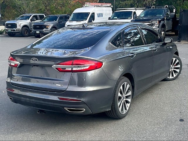 Used 2020 Magnetic Ford SE image 4