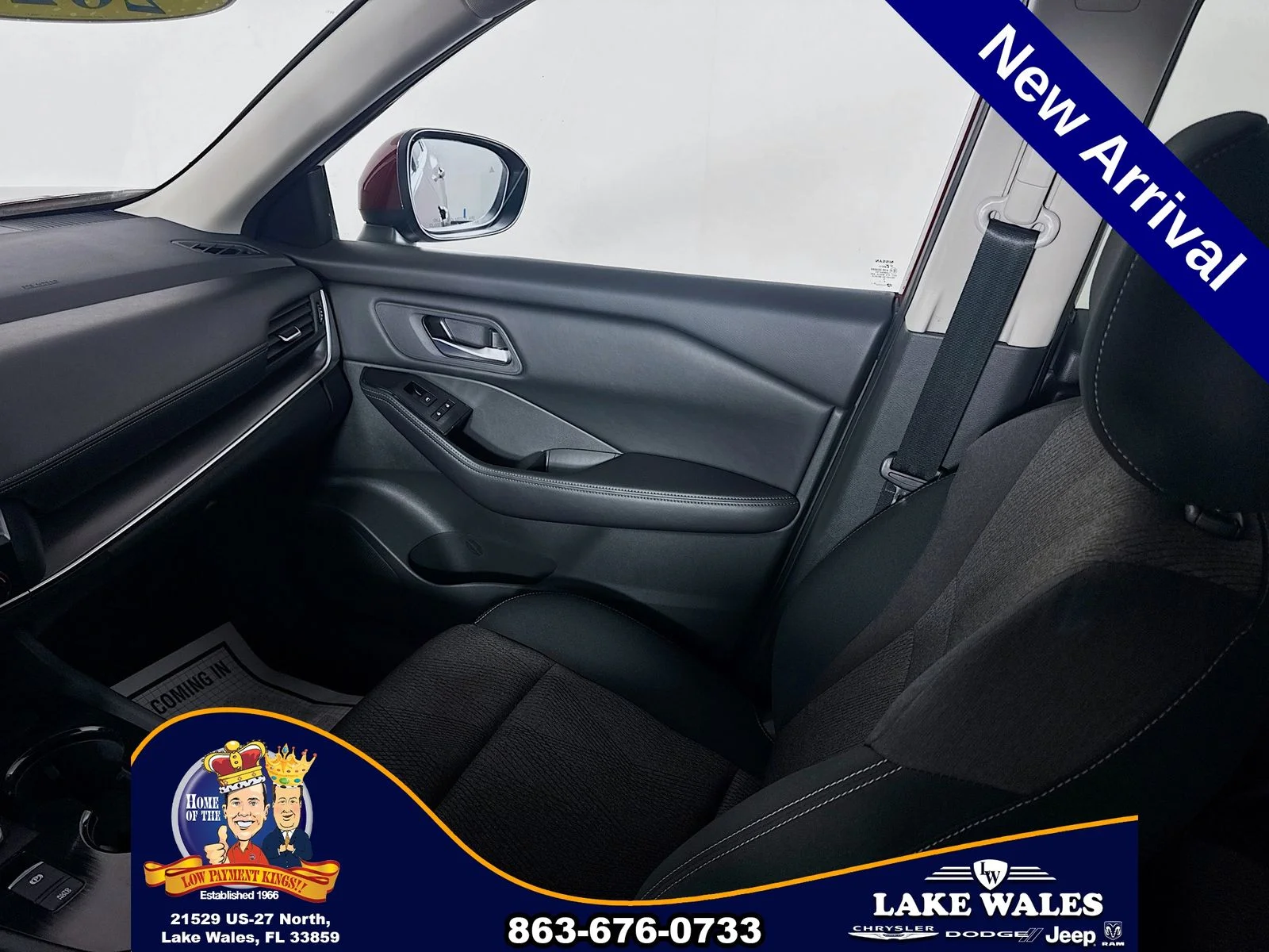 Used 2025 Red Nissan SV image 21