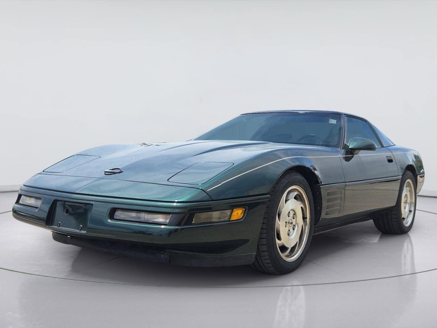 Used 1994 GREEN Chevrolet  image 1