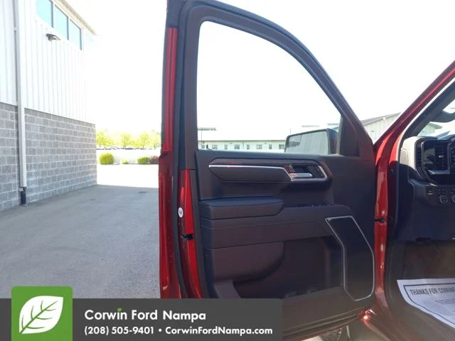 Used 2025 Red Chevrolet RST image 10
