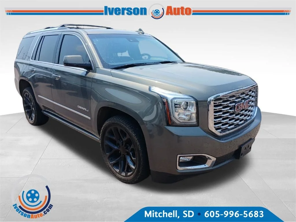 Used 2018 Gray GMC Denali image 4