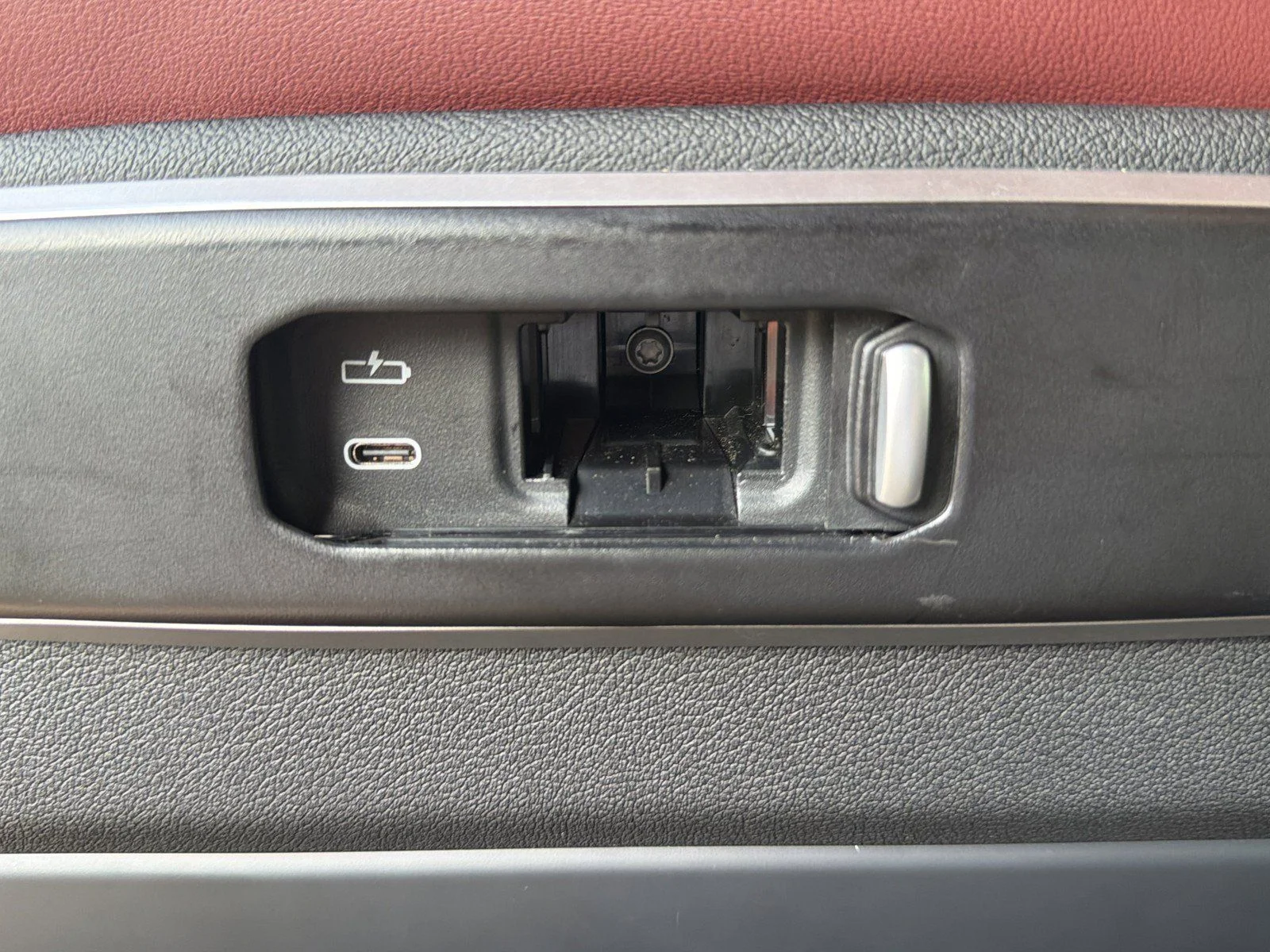 Certified Used 2025 Carbon Black Metallic BMW M60i image 19