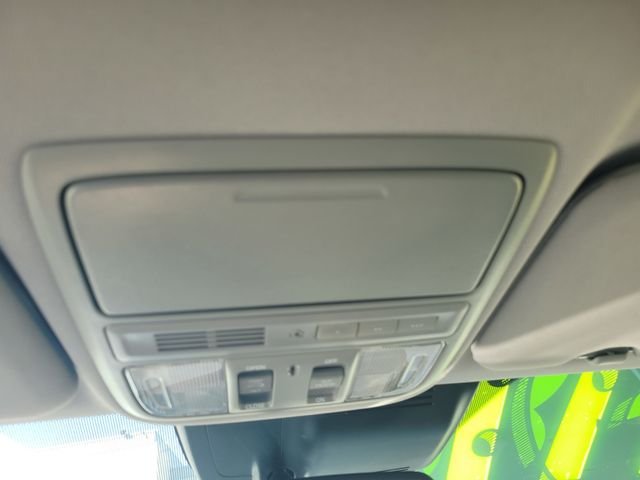 Used 2019  Honda EX-L image 23