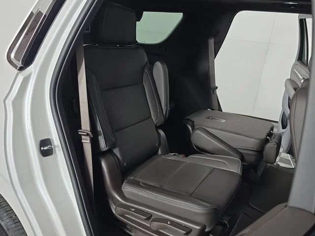 Certified Used 2022 White Frost Tricoat GMC Denali image 29