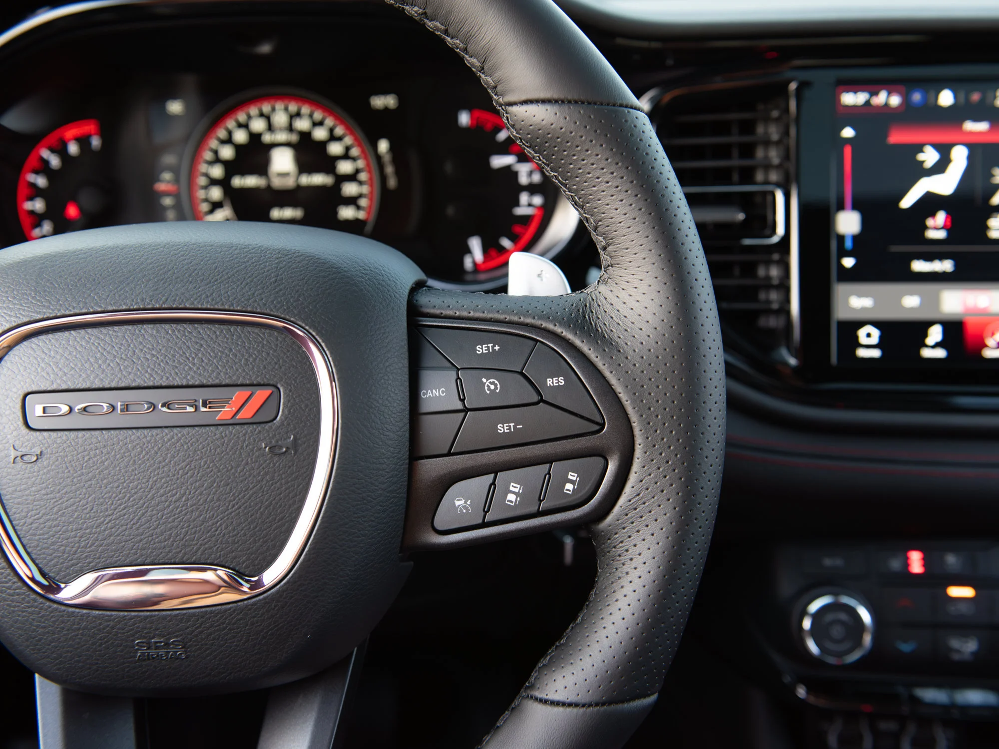 New 2026 Green Dodge GT HEMI V8 Plus* AWD, Sunroof, Remote Start, Ventilated/Heated Leather image 15