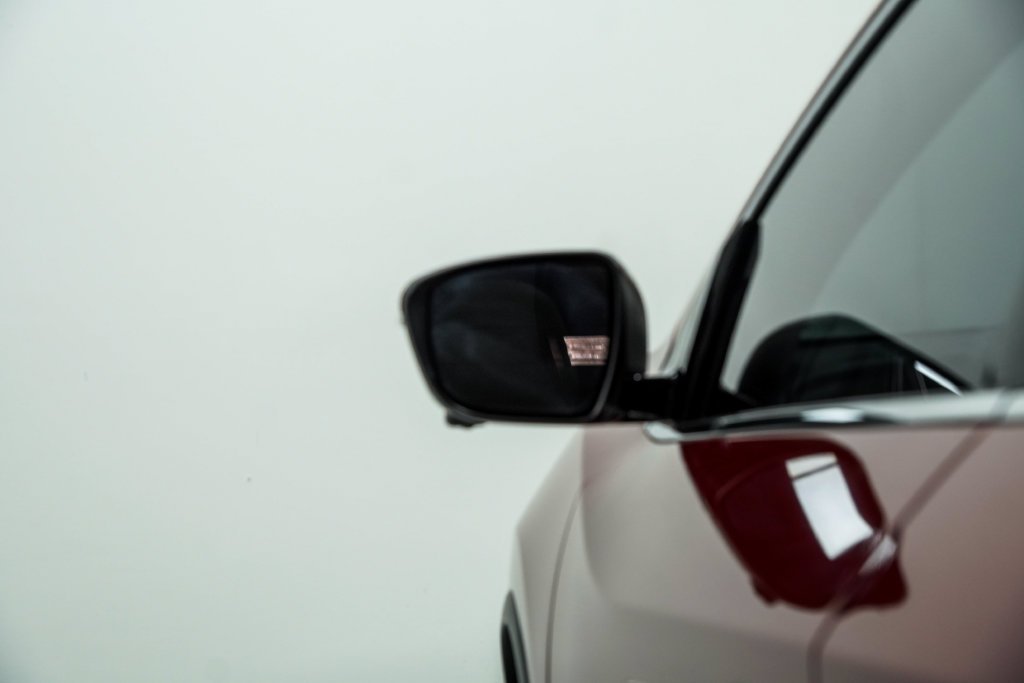 Used 2021 Red Nissan SV image 14