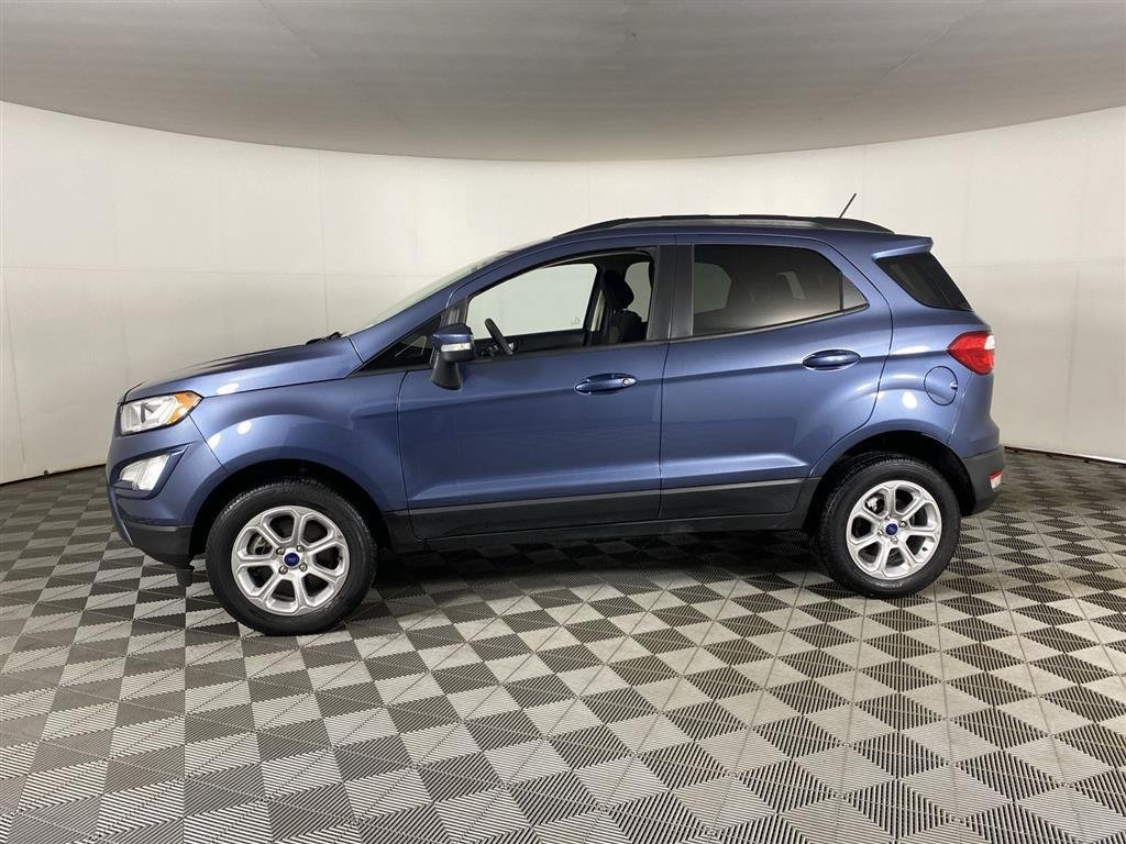 Used 2022 Blue Ford SE image 7
