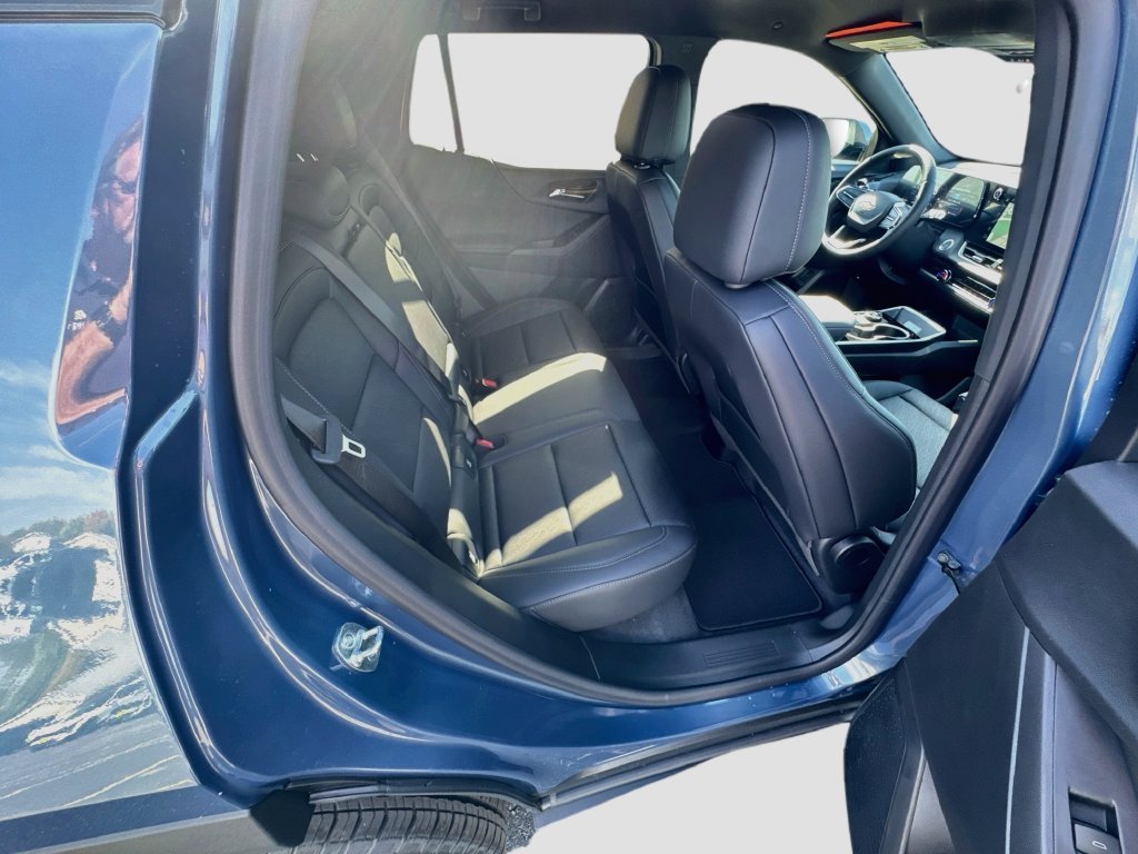 2027 Chevrolet Equinox LT - Photo 29