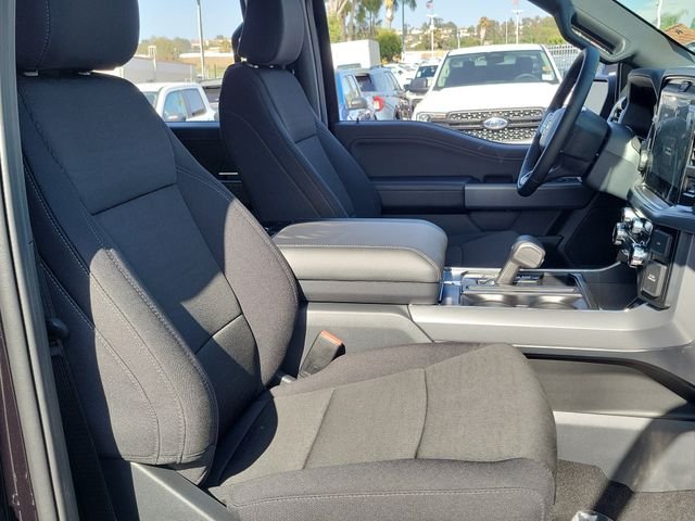 New 2026 Agate Black Metallic Ford XLT image 18
