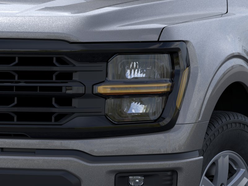 New 2026 Carbonized Gray Metallic Ford XLT image 18