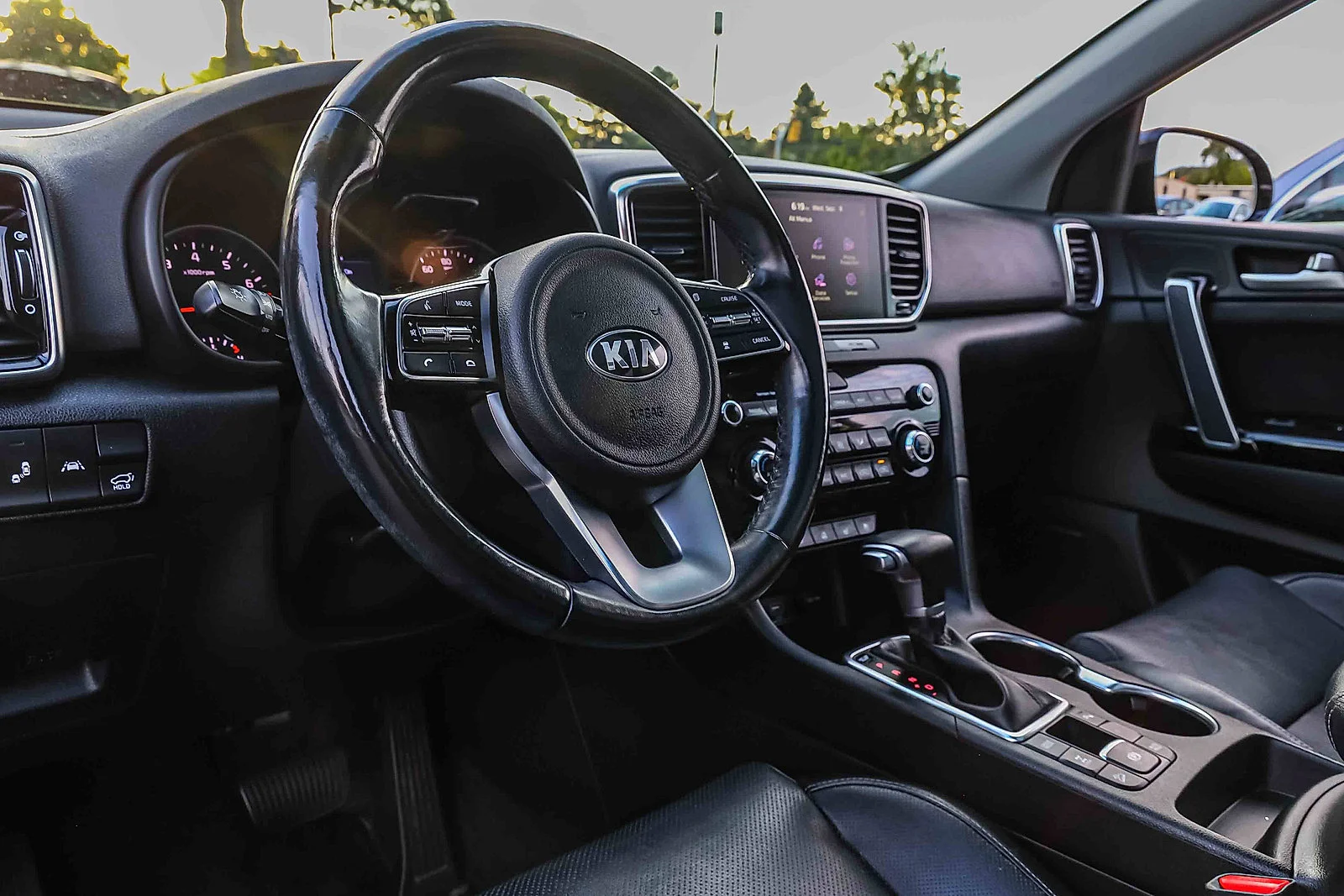 Certified Used 2022 Black Cherry Kia EX image 7