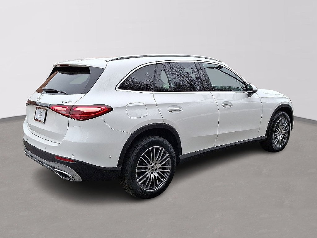 Used 2026 Polar White Mercedes-Benz GLC 300 image 3