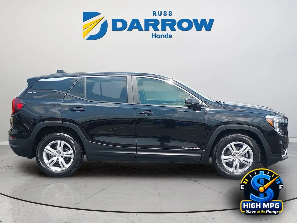 Used 2024 Black GMC SLE image 6