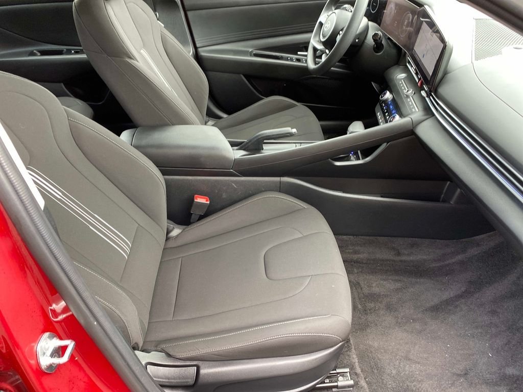 Used 2024 Red Hyundai SEL image 18