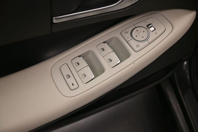Used 2024 Gray Hyundai SEL image 13
