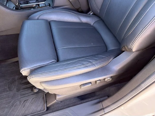Certified Used 2025 White Subaru Onyx Edition Touring image 20