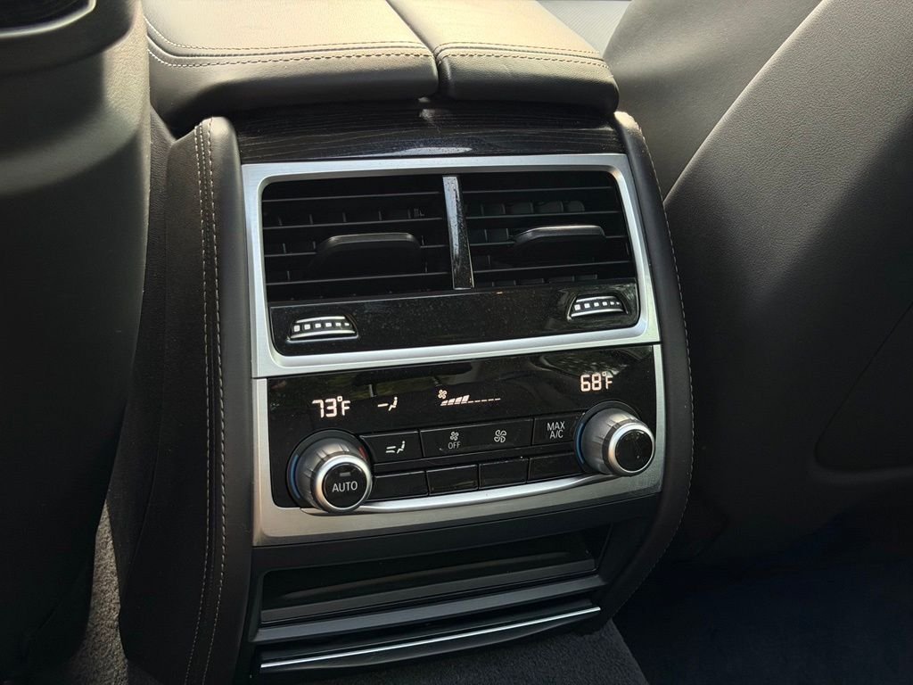 Used 2020 White BMW 740i image 27
