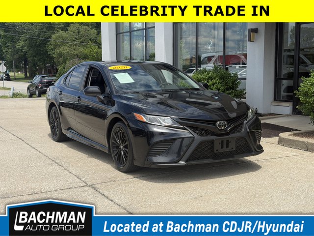 2020 Toyota Camry SE Nightshade