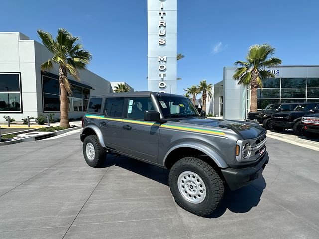 2026 Ford Bronco Big Bend 4x4 -- Carbonized Gray