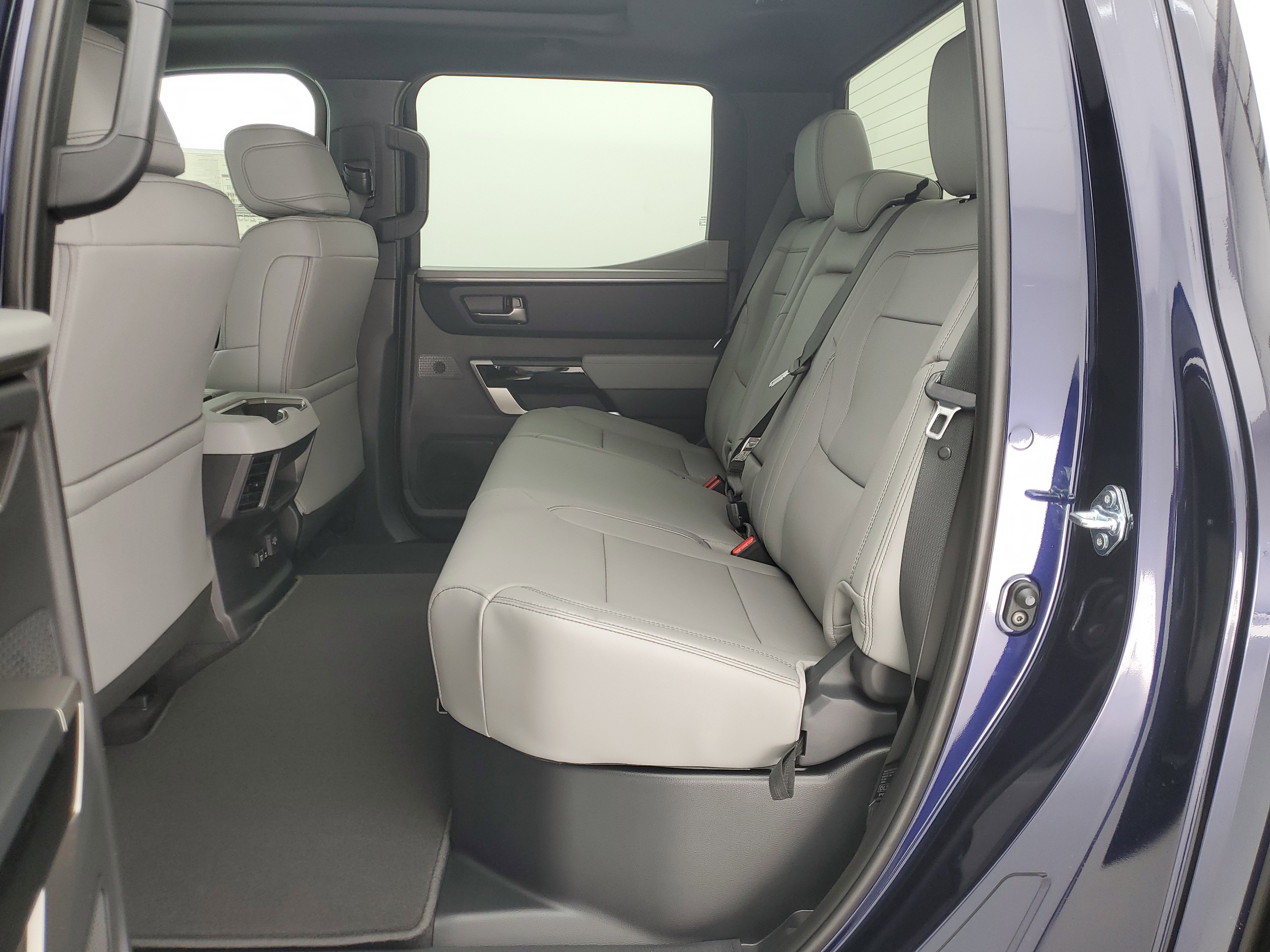 2026 Toyota Tundra Limited - Photo 14