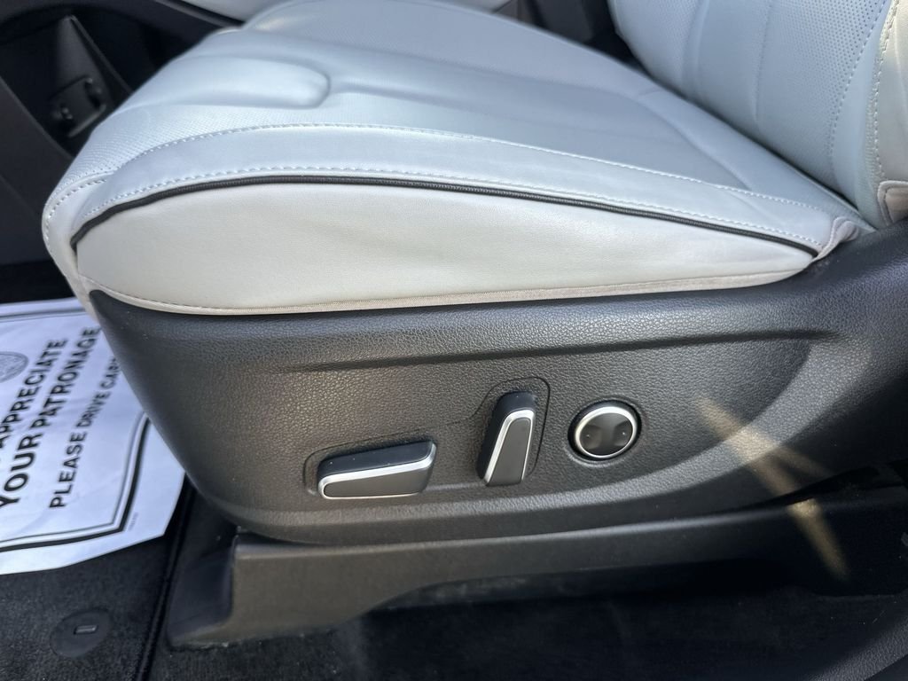 Certified Used 2023 White Hyundai SEL image 12