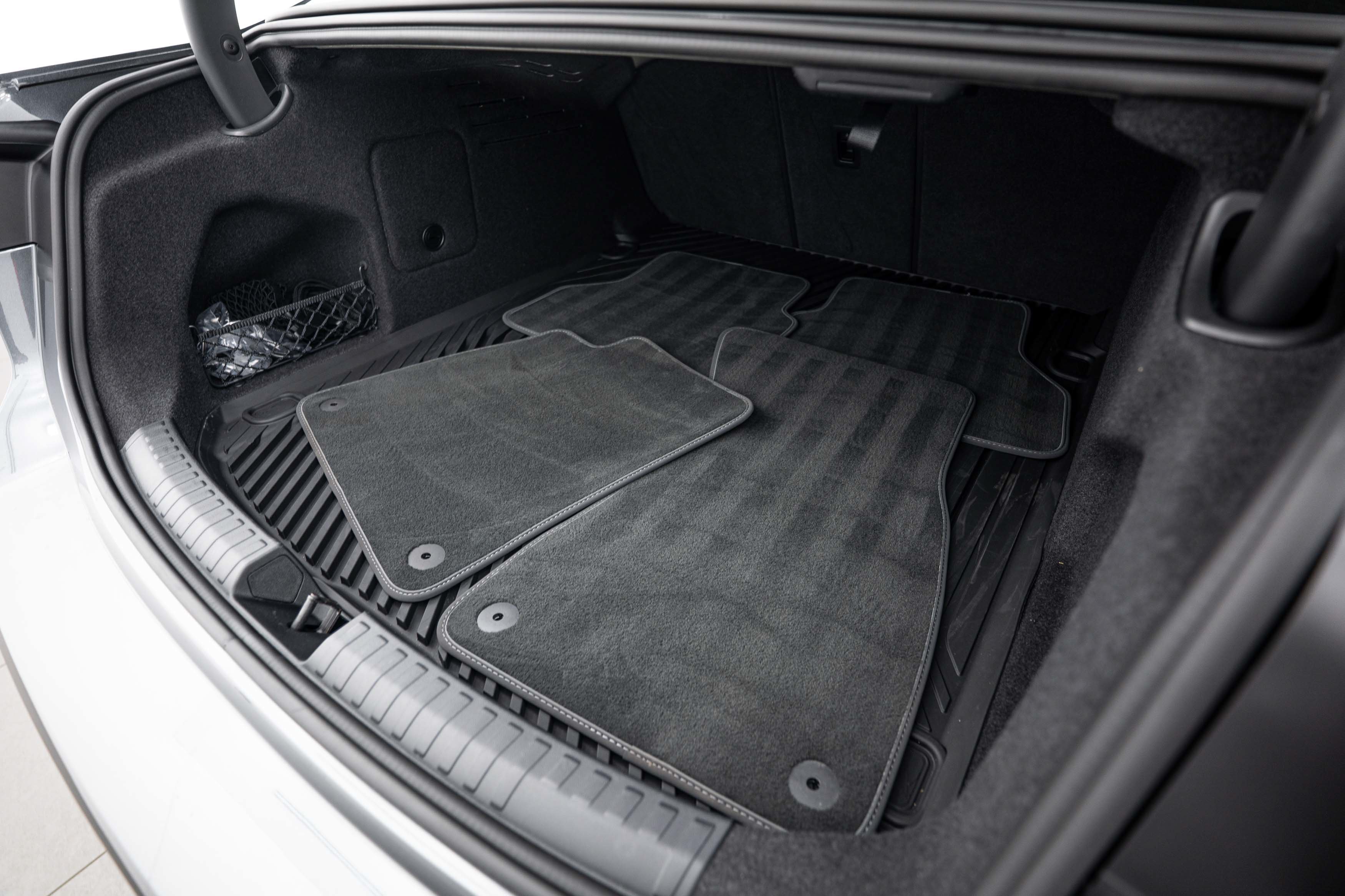Used 2026 Daytona Gray Pearl Effect Audi Prestige image 22