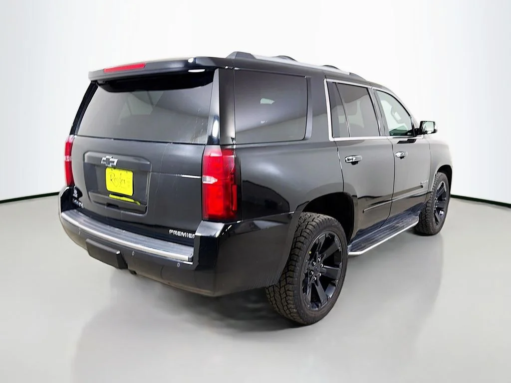 Used 2019 Black Chevrolet Premier image 6