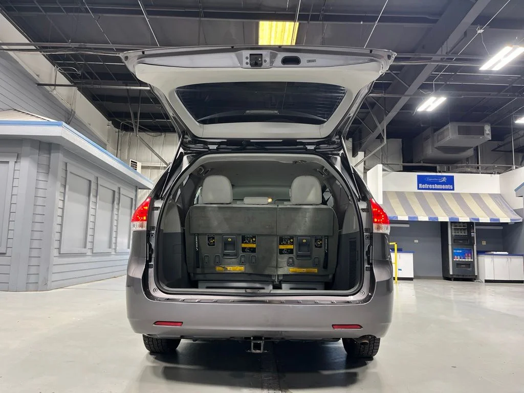 Used 2012 Predawn Gray Mica Toyota Base image 9