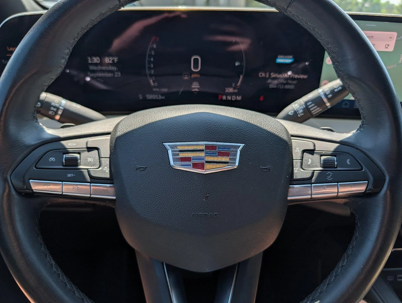 Used 2025 Argent Silver Metallic Cadillac FWD Premium Luxury image 23