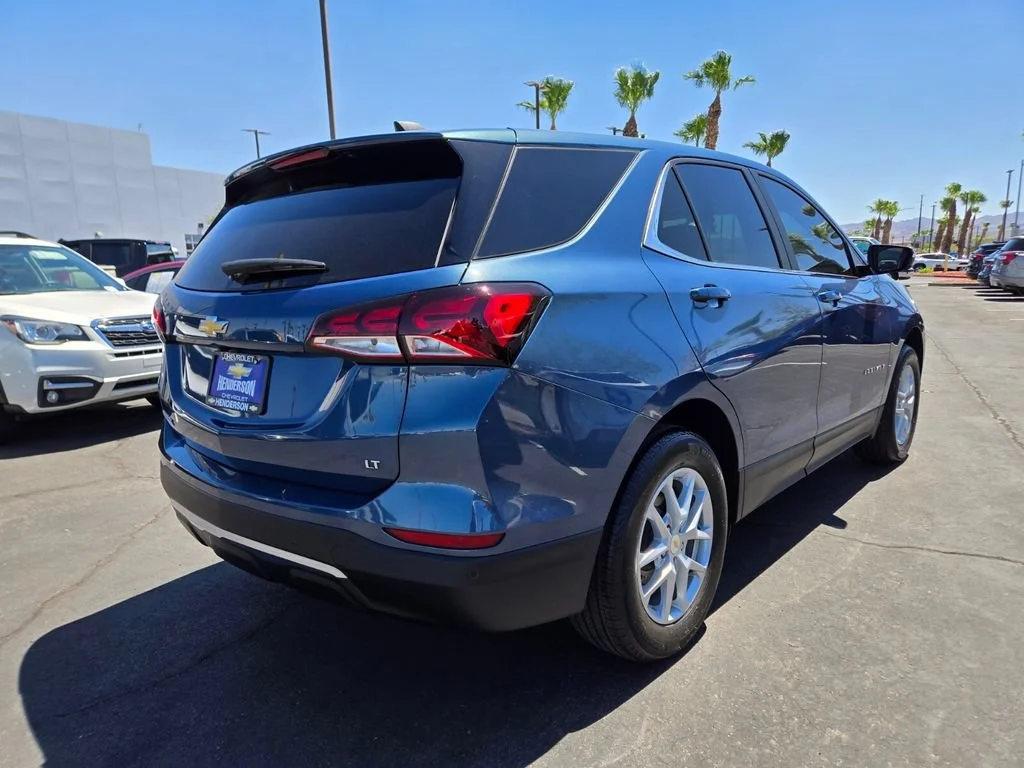 Used 2024 Lakeshore Blue Metallic Chevrolet LT image 6