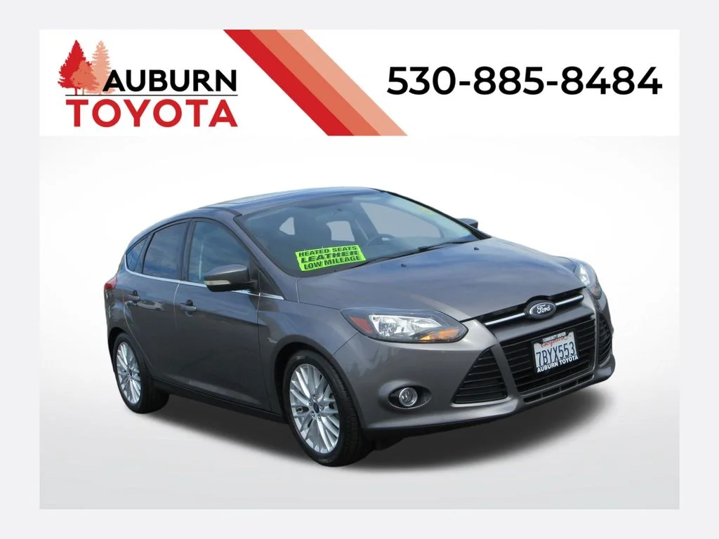 2014 Ford Focus 5 Door Hatch Titanium's photo