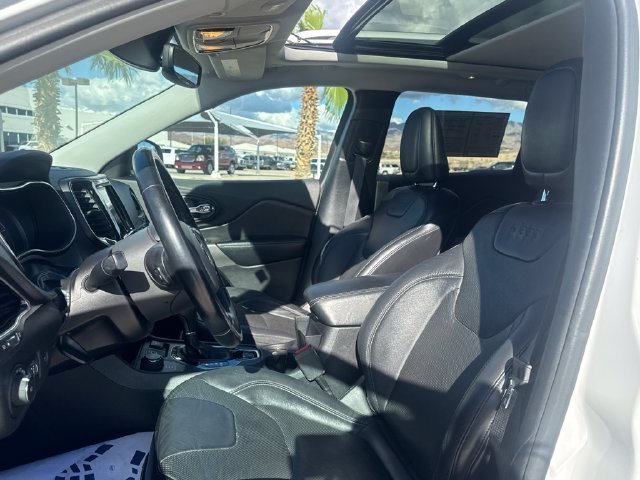 Used 2021 White Jeep Limited image 18