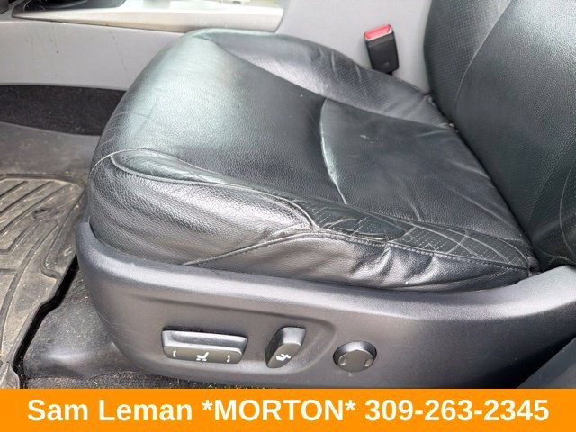Used 2011 Gray Toyota SR5 image 5