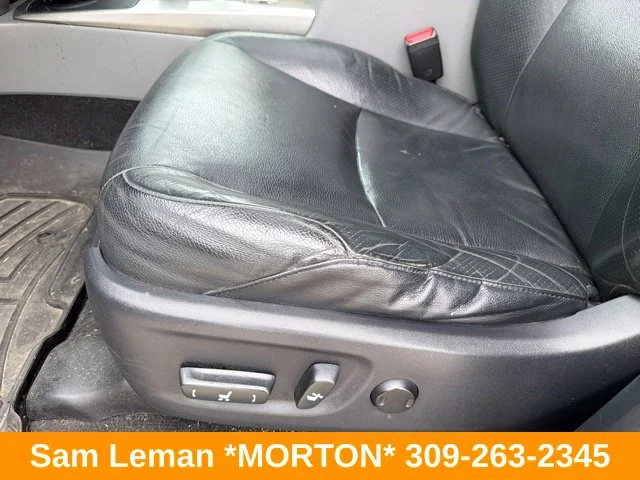 Used 2011 Gray Toyota SR5 image 5