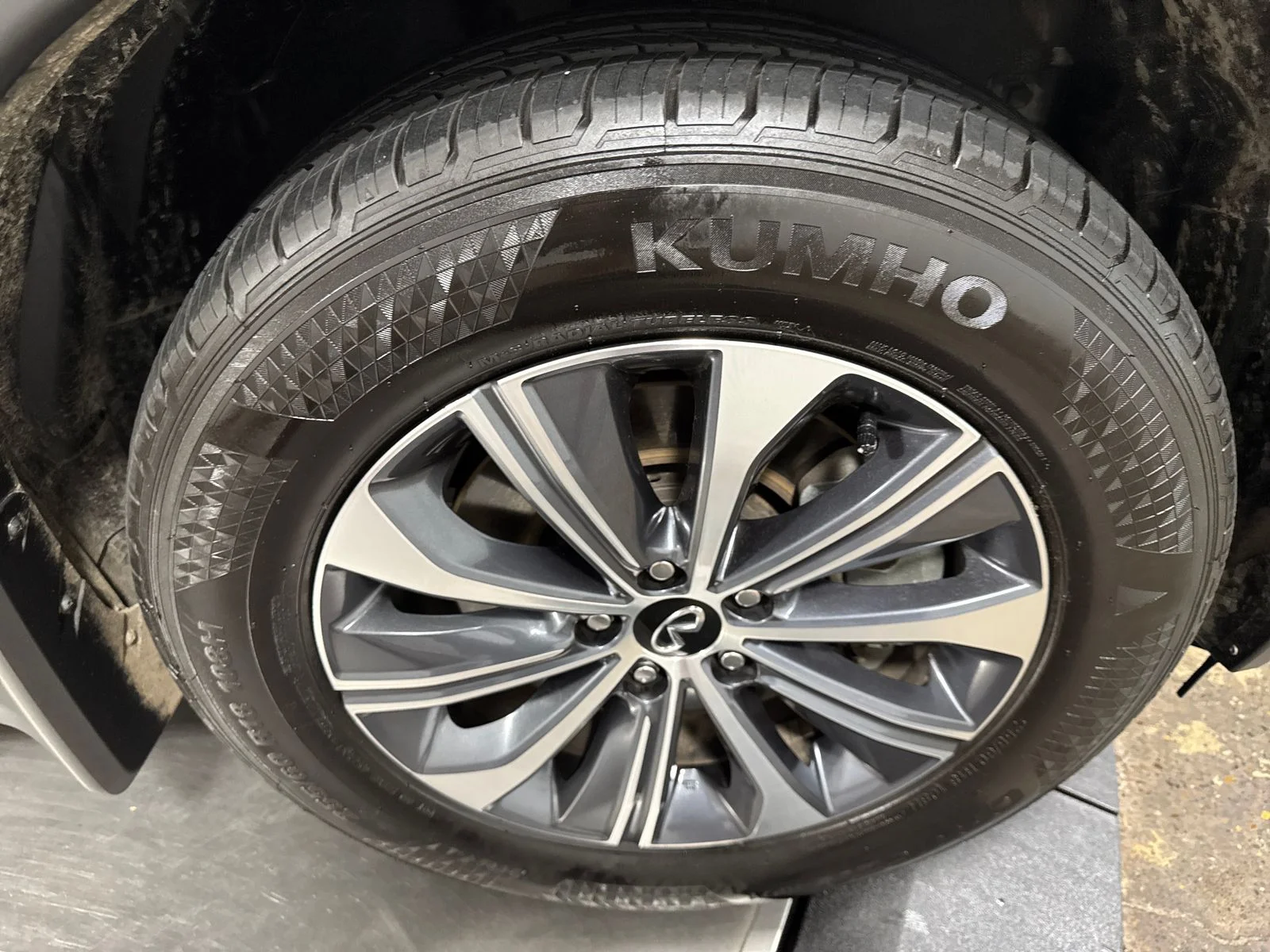 2025 INFINITI QX60 PURE - Photo 14