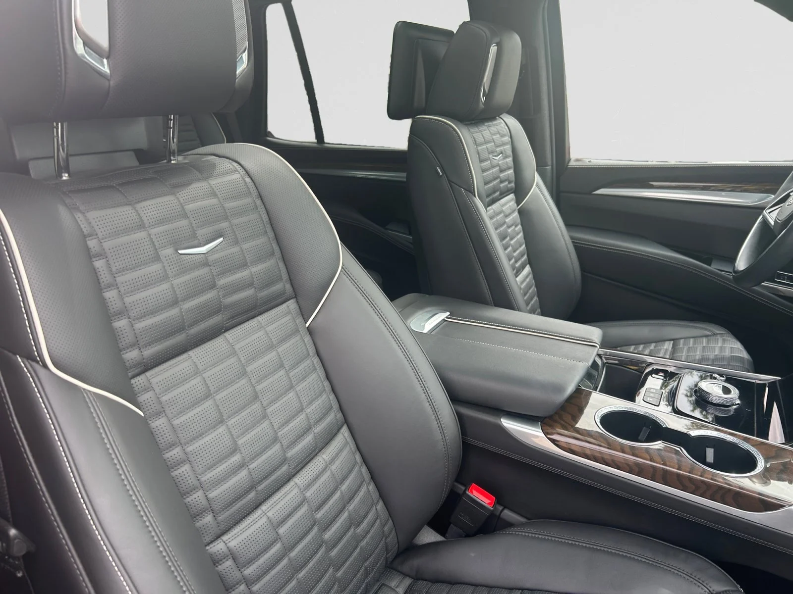 Certified Used 2025 Black Raven Cadillac 4WD Sport Platinum Leather Sunroof Navigation 6.2L image 12