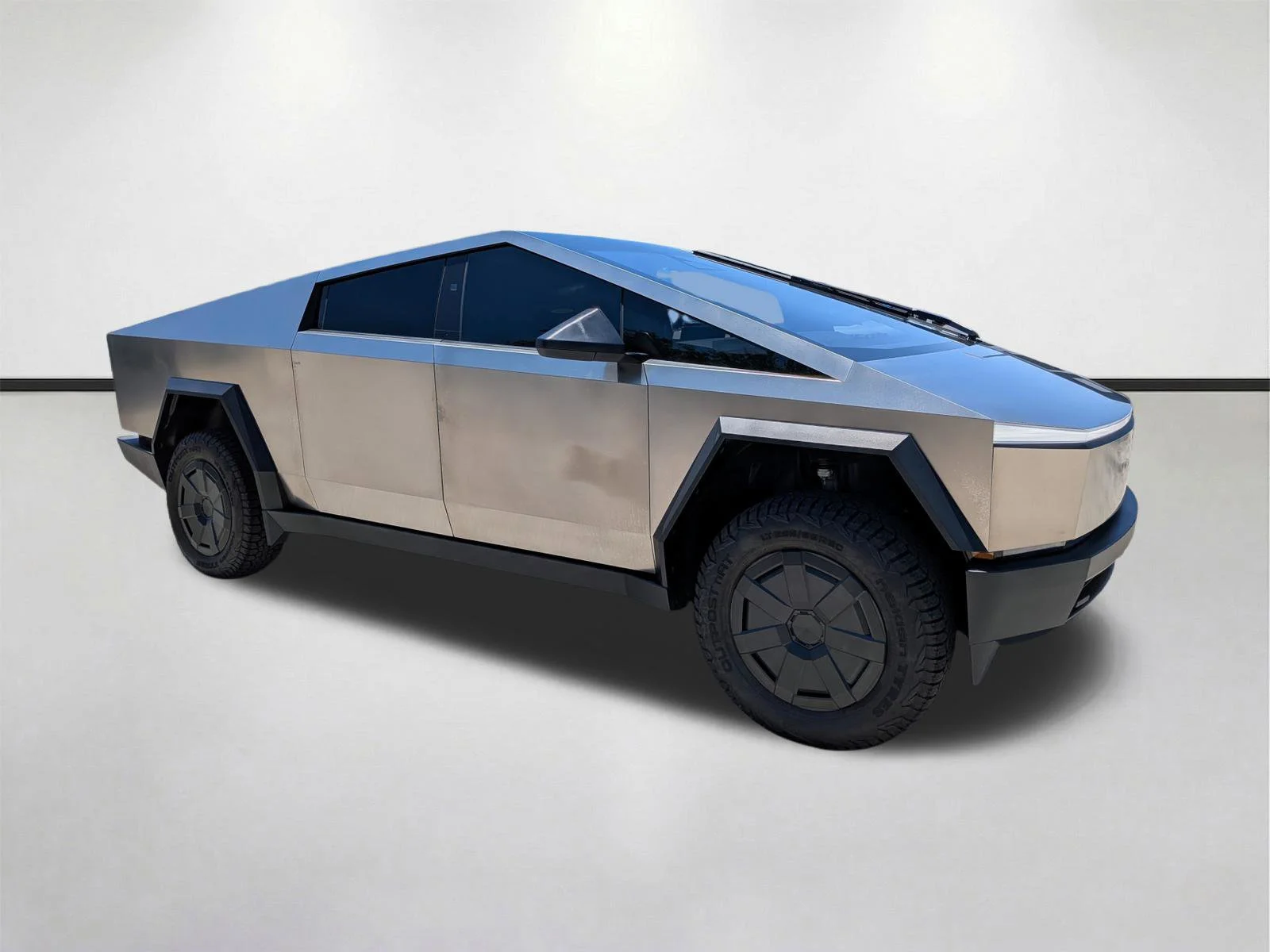 2025 Tesla Cybertruck All-Wheel Drive's photo