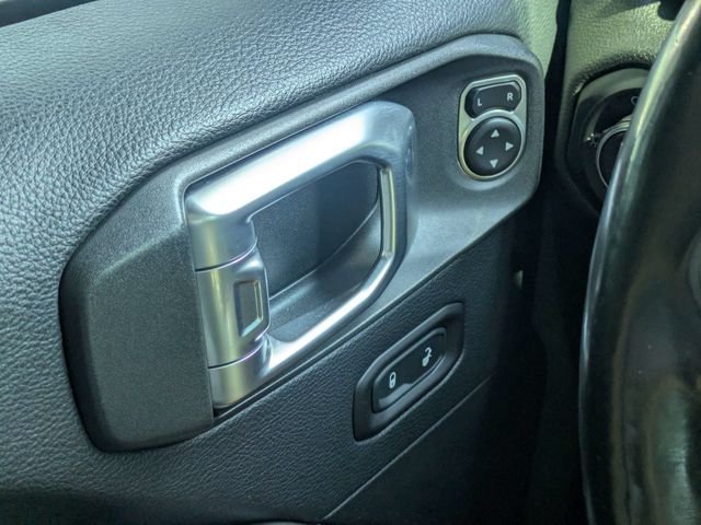 Used 2019 Gray Jeep Unlimited Sahara image 24