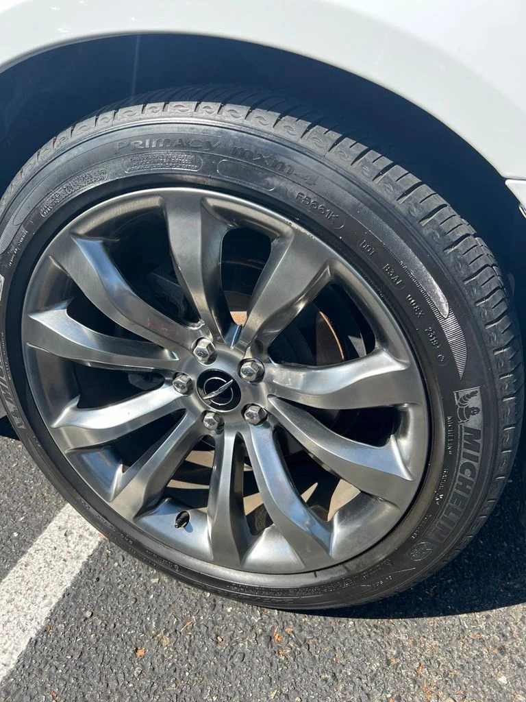Used 2014 Bright White Clearcoat Chrysler S image 15