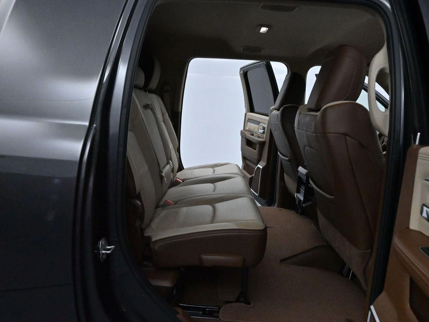 2022 RAM Ram 3500 Pickup Laramie - Photo 33