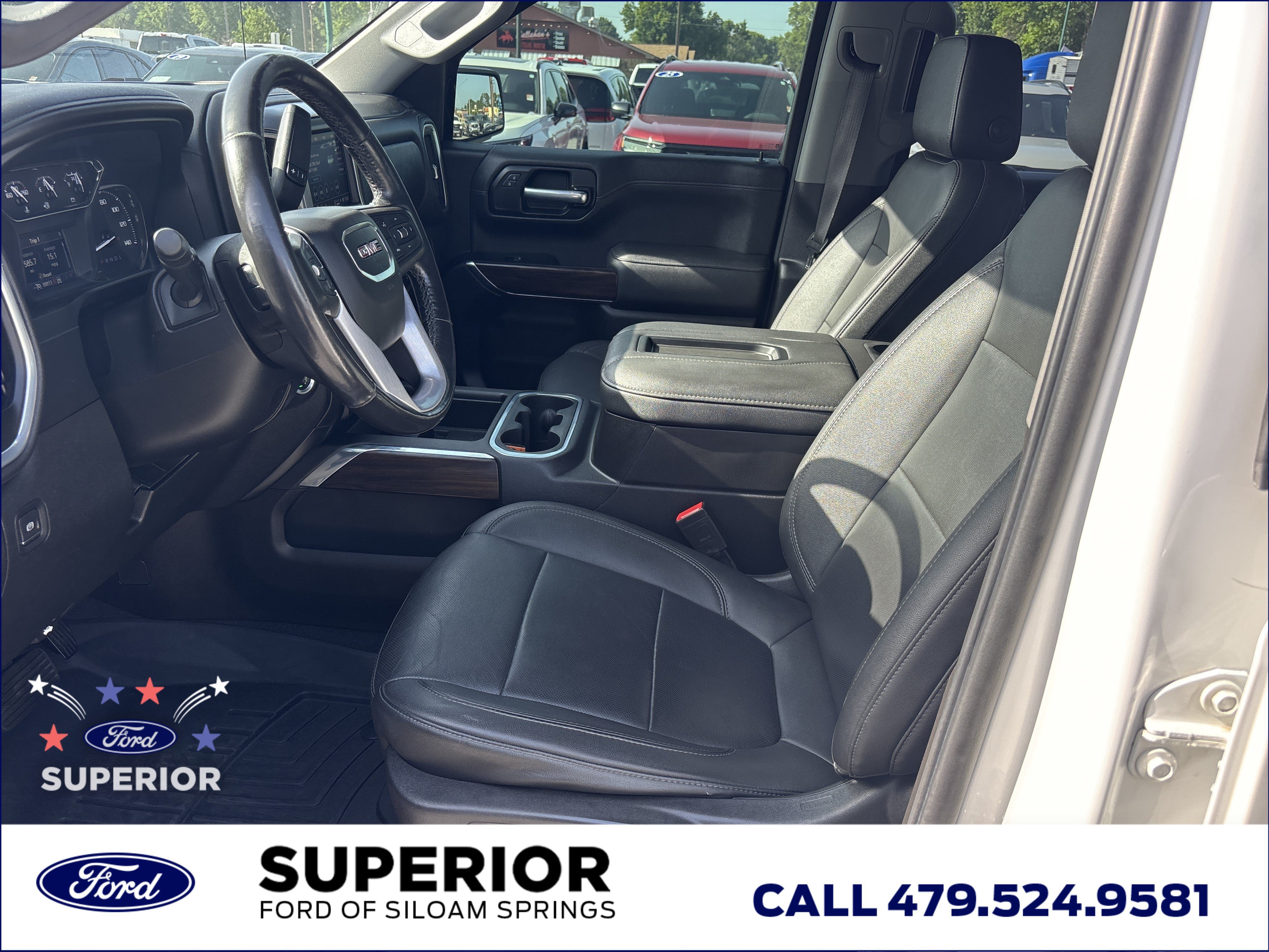 Used 2021 White Frost Tricoat GMC SLT 4WD image 17