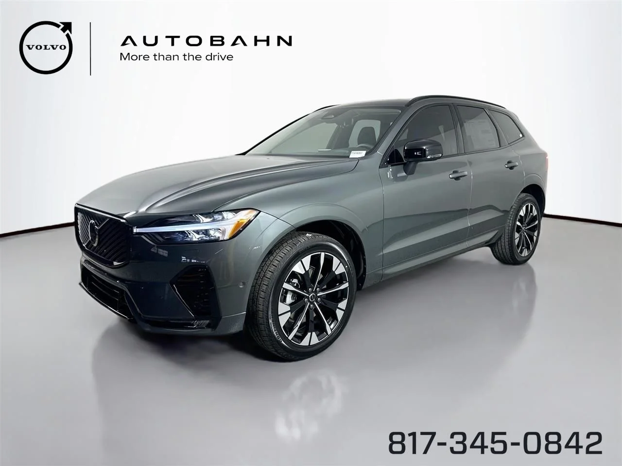 2026 Volvo XC60 B5 Plus Dark AWD's photo