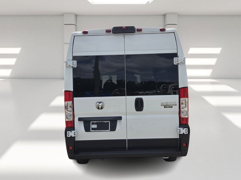 New 2026 Bright White Clear-Coat Exterior Paint RAM TRADESMAN 2500 HIGH ROOF 159" WB W/PASS SEAT image 4