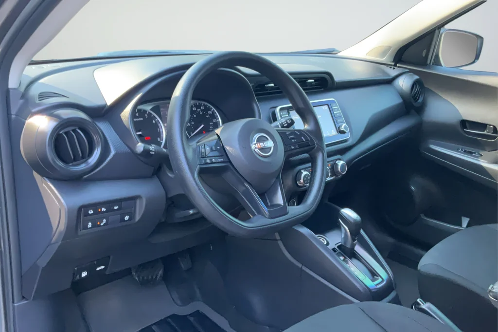 Used 2025 Gray Nissan S image 25
