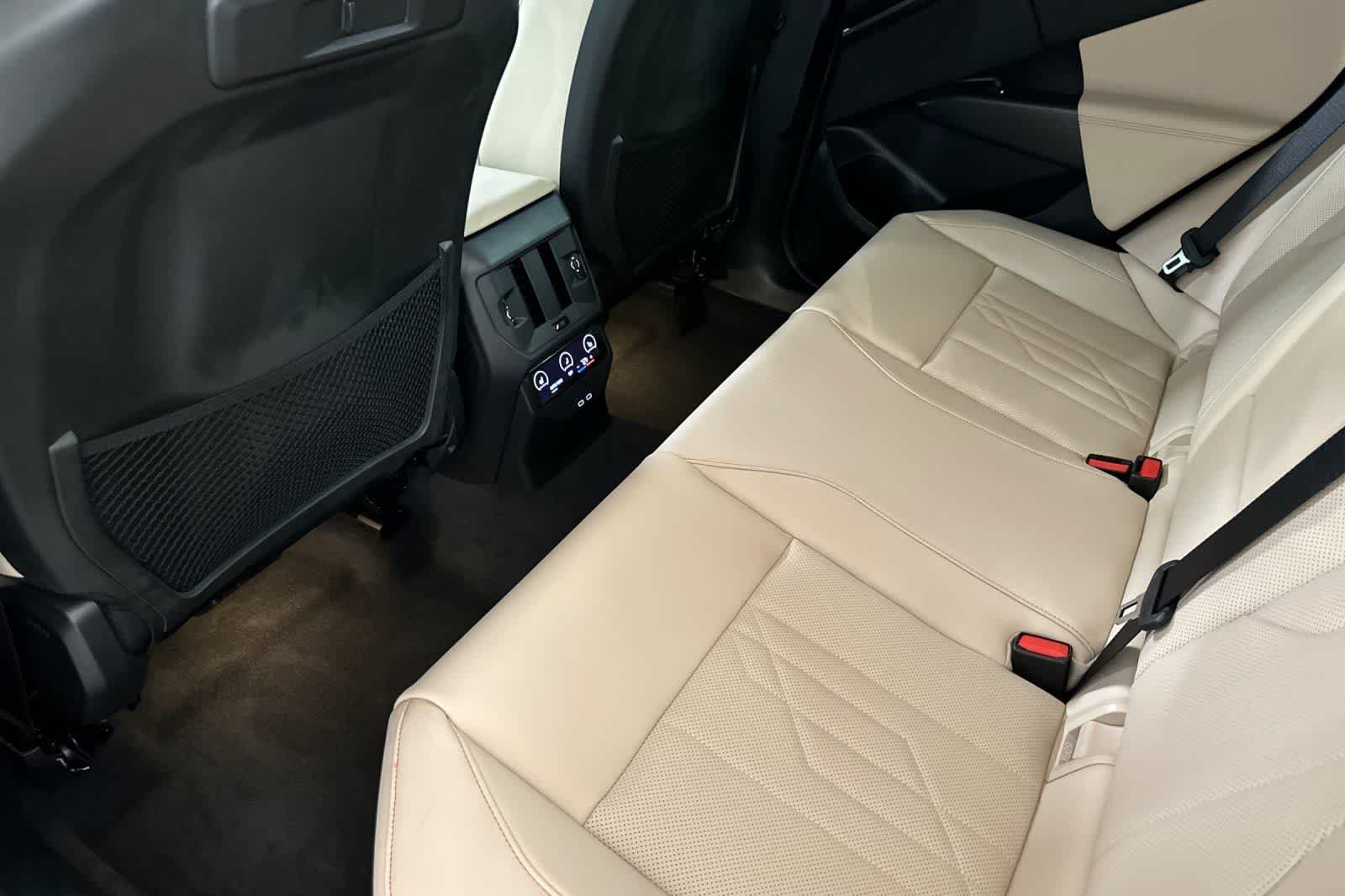 Used 2026 Black Sapphire Metallic BMW 30 xDrive image 4