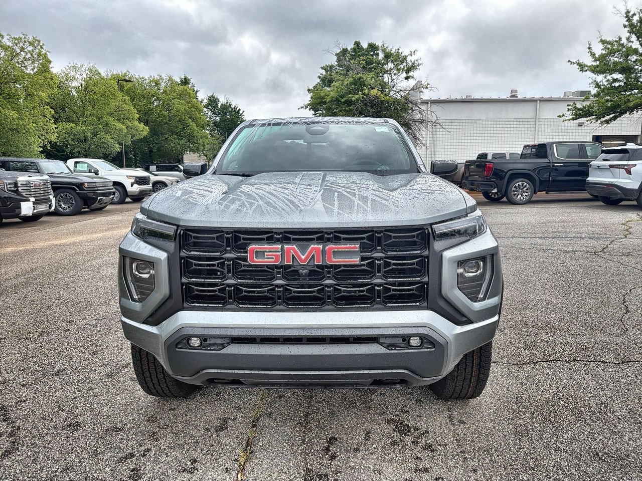 New 2026 Sterling Metallic GMC Elevation image 3