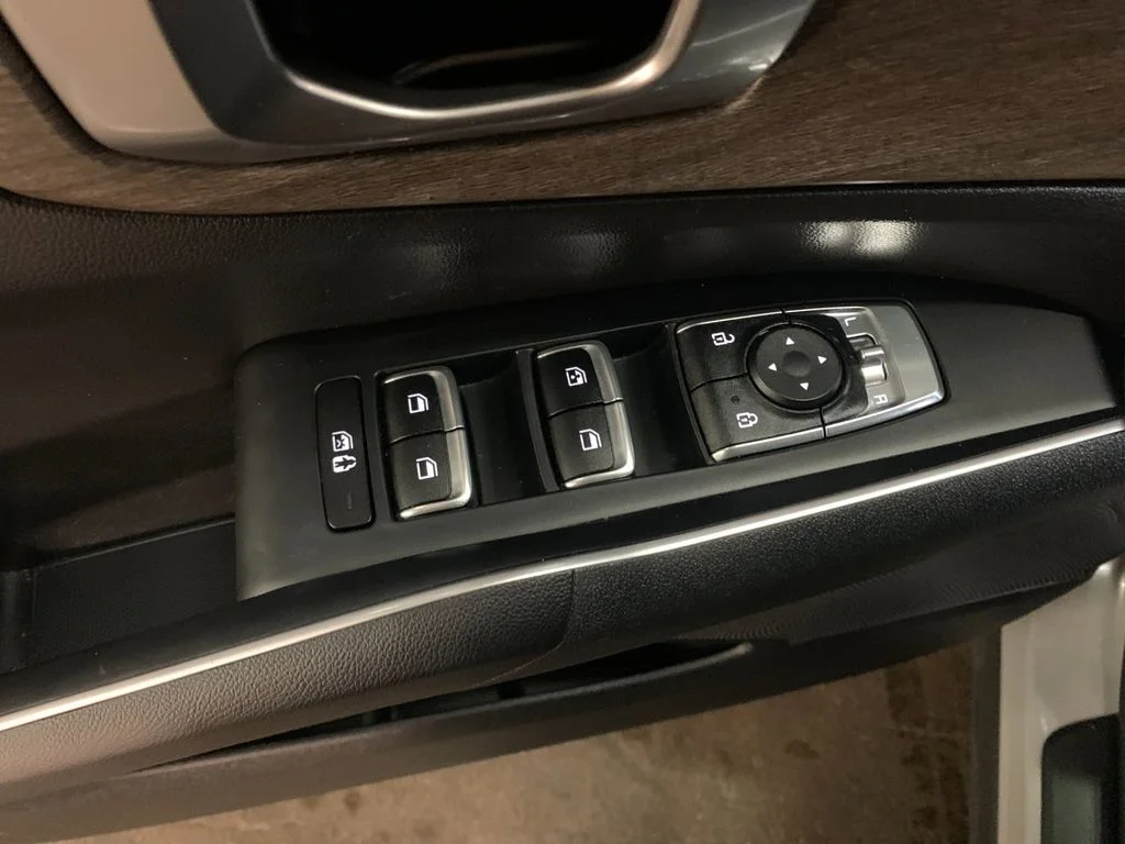 Used 2023 Gray Kia EX image 13