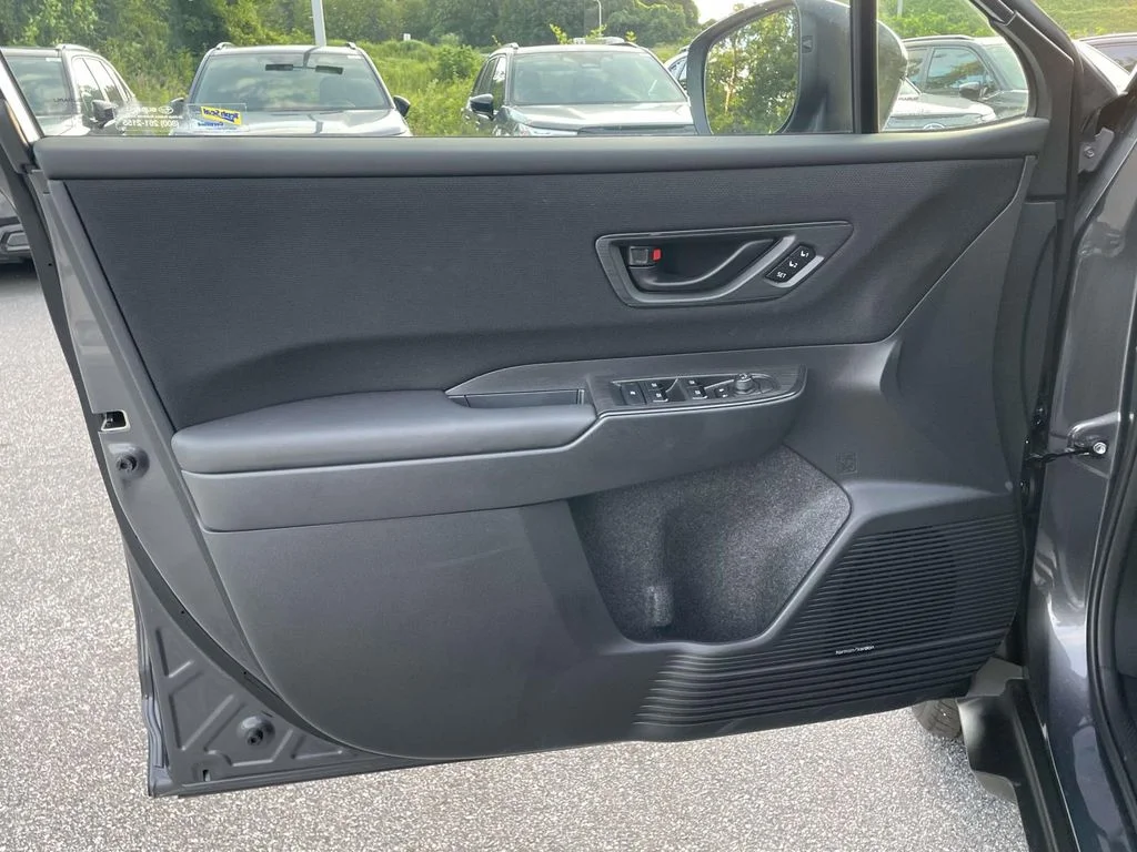 Used 2026 Magnetite Gray Metallic Subaru Limited image 5